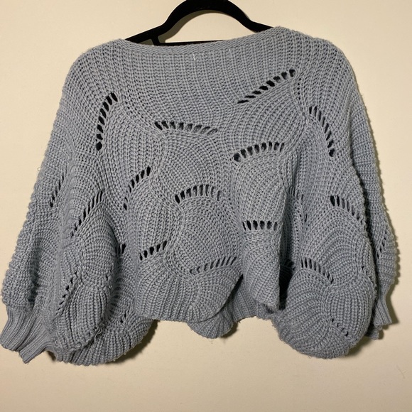 SOLD cropped knitted sweater - Picture 2 of 3